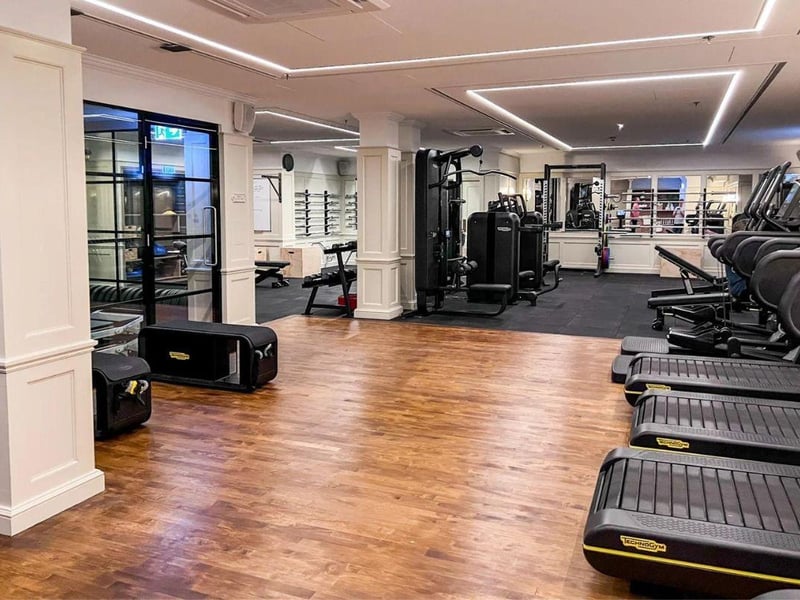 The recently-opened Gleneagles Townhouse brings the five-star luxury of the famous Perthshire hotel to Edinburgh's St Andrew Square. The luxury city centre spa includes a sauna and a fitness and wellness centre.