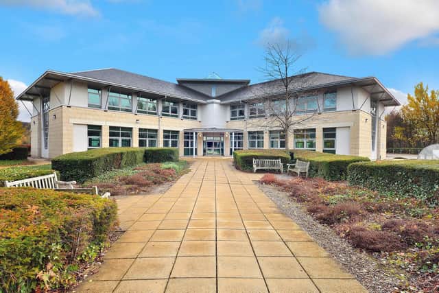 Acting on behalf of Aston Property Ventures, Ryden has announced the sale of Maxxium House, Castle Business Park, Stirling to medical microwave technology company Emblation.