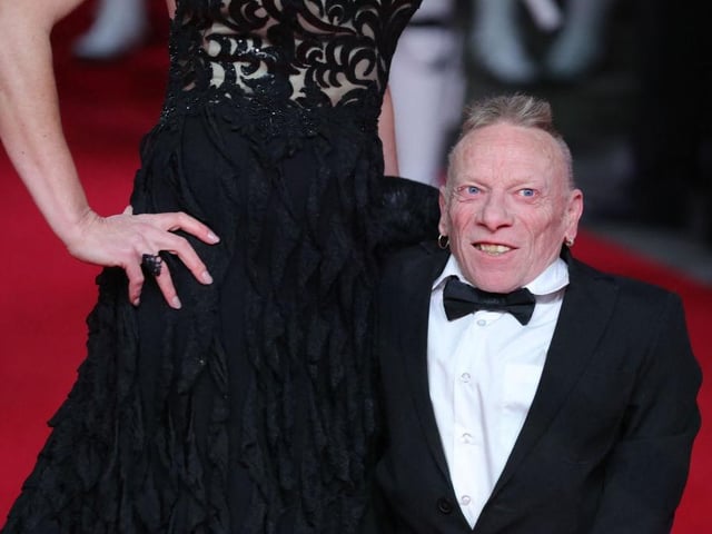 Star Wars fans are going to need deep pockets at this year's Comic Con. Scottish actor and puppeteer Jimmy Vee, who played droid R2-D2 in Star Wars: The Last Jedi, is yet another star of the farnchise, as well as having appeared in Doctor Who. £31.50 will buy you an autograph or picture with him.