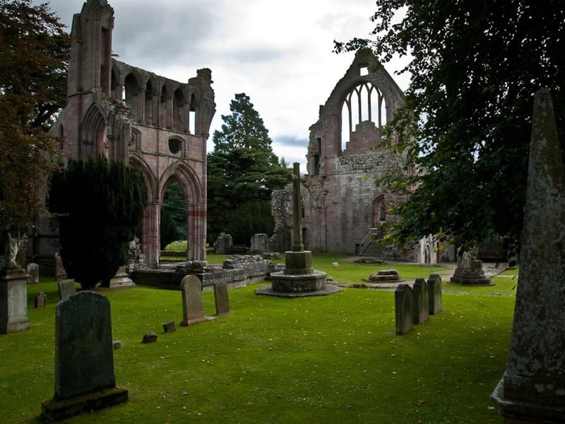 Dryburgh Abbey can be found nearby Dryburgh on the banks of the River Tweed (Scottish Borders). It has been through a lot in its history and in 1322 it was even set ablaze by soldiers from England.