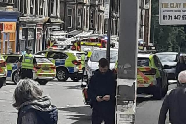 Heavy police presence spotted in Morningside Road, Edinburgh