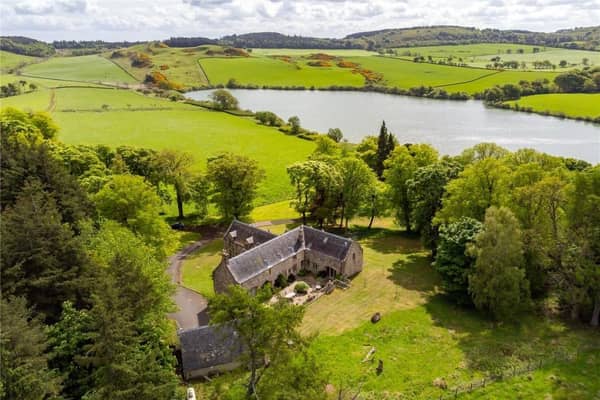 Lochcote, by Linlithgow, West Lothian.