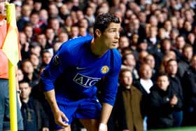05/11/08 CHAMPIONS LEAGUE
CELTIC v MANCHESTER UTD (1-1)
CELTIC PARK - GLASGOW
Manchester Utd's Cristiano Ronaldo lines up a corner kick