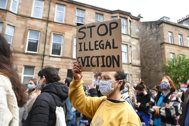 Scots residents block immigration van amid 'stand off' over Home Office raid in Glasgow.