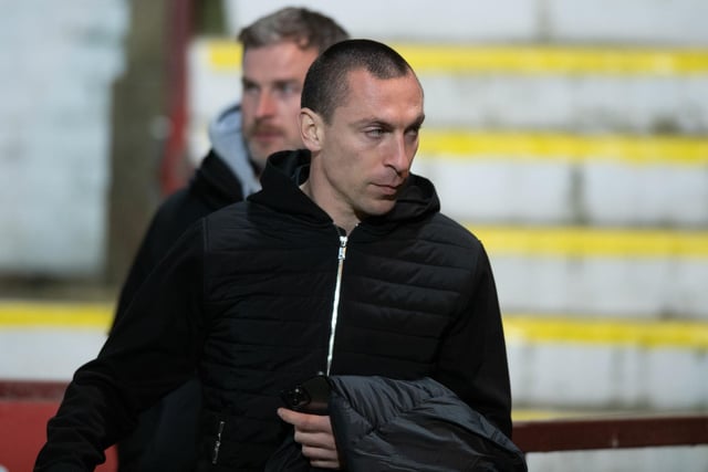 Scott Brown has trained with Dunfermline Athletic after his release from Aberdeen. The former Celtic captain is weighing up his future after departing the Dons less than a year into a two-year deal. Brown is keen to move into management and also spent time with manager John Hughes before attending the team’s 1-1 draw with Greenock Morton on Friday. (Courier)