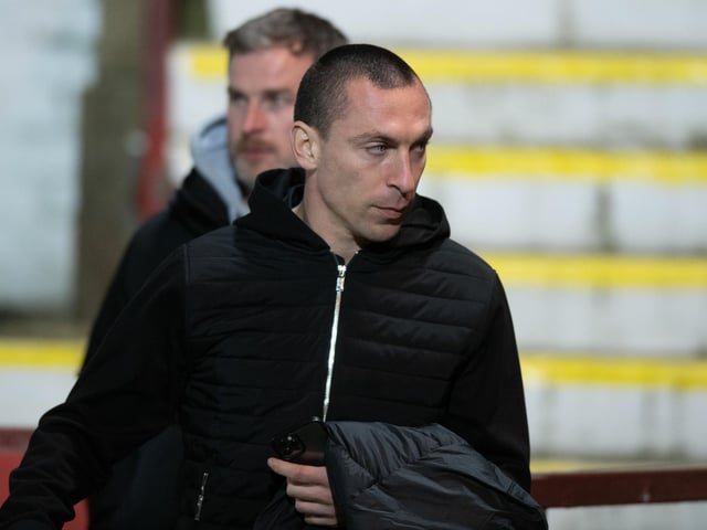 Scott Brown has trained with Dunfermline Athletic after his release from Aberdeen. The former Celtic captain is weighing up his future after departing the Dons less than a year into a two-year deal. Brown is keen to move into management and also spent time with manager John Hughes before attending the team’s 1-1 draw with Greenock Morton on Friday. (Courier)