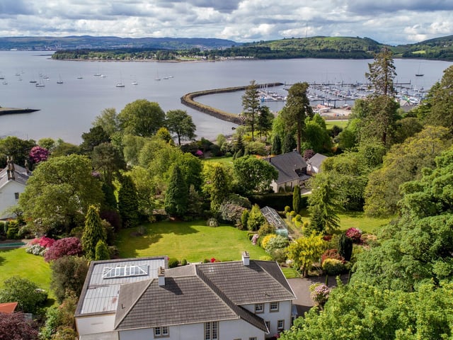 What is it? An impressive five-bedroom house built in a Georgian style with the convenience of its own leisure complex and unparalleled views over Gare Loch. The area is famous for its spectacular scenery.