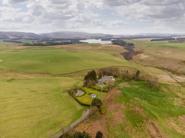 Janette Kemp and Stephen Minion bought Howburn eight years ago, moving with their son from nearby Newtongrange. She recalls: “We had taken about two years to look at houses – we wanted something unique that felt like a home, not just a house. The location was the initial attraction. We aren’t isolated, even though our nearest neighbour is a mile away, we are still only 35 minutes into the centre of Edinburgh and the airport, and ten minutes from the Borders railway and Tesco.”