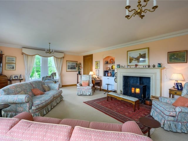 Drawing room.