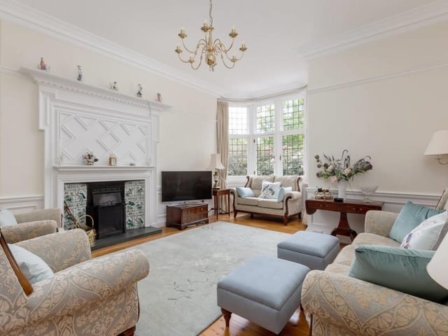 Drawing room.