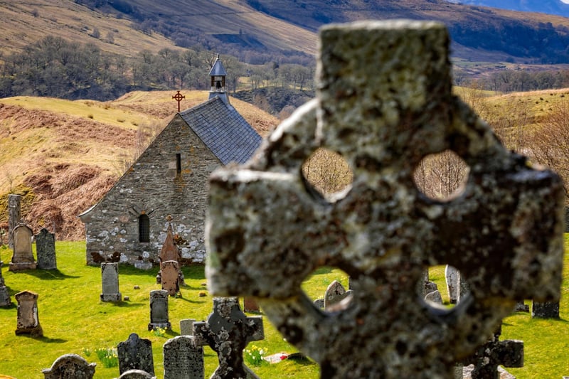 This church and burial ground rests near Roybridge in the Scottish Highlands. It is famous for featuring in the hit TV series “Monarch of the Glen” and for having a carved stone that commemorates Iain Lom the Keppoch Bard (a well-regarded 17th century Gaelic poet.)