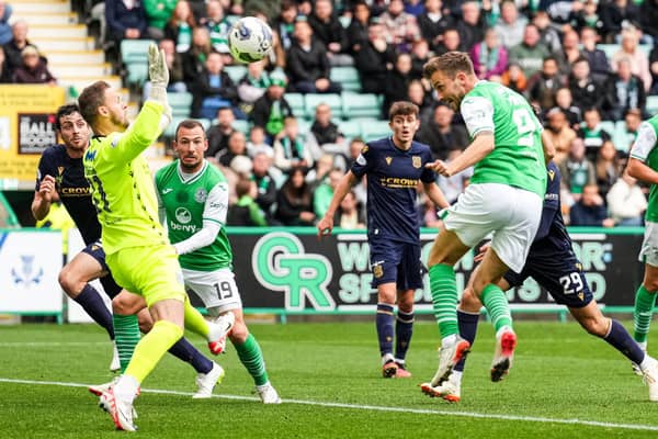 Hibs striker Dylan Vente heads the ball on target during the 0-0 draw with Dundee. (Photo by Simon Wootton / SNS Group)