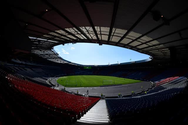 The return of supporters has been postponed.
