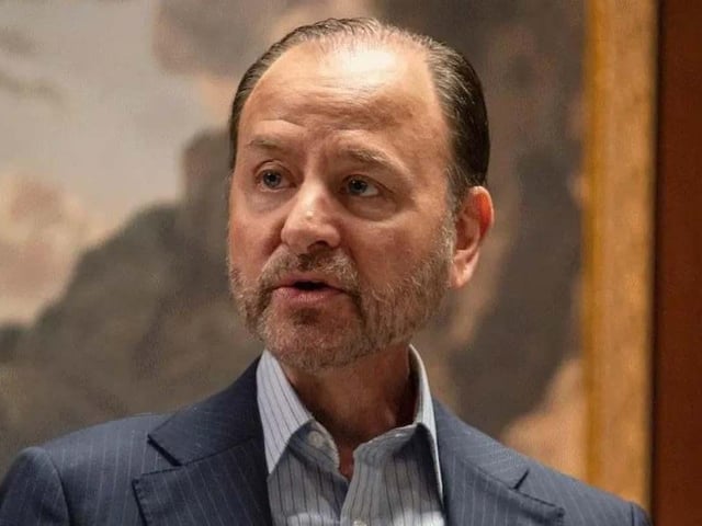 PR guru Hugo on Senator Gil Eavis: “They call Gil ‘Meth Head Santa,’ because he so rarely delivers.”