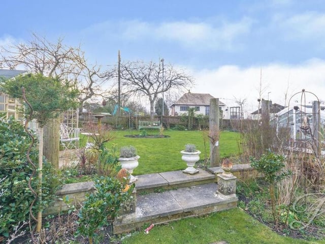 And there is still more to explore in the garden. Up the steps to a large lawn.