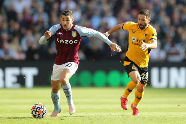 Noel Whelan has suggested Aston Villa's attacking midfielder Emi Buendia can be as influential a player as their former star Jack Grealish, following another impressive display last weekend. He joined the club for £33m last summer, as part of a spending spree funded by Grealish's sale. (Football Insider)