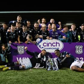 Dundee landed the title in dramatic style, overcoming Queen's Park 5-3.