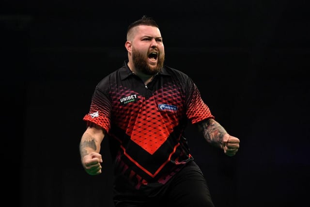 Two time world championship runner-up Michael Smith completes the top three favourites with odds of 15/2. The Englishman has won 17 titles on the PDC pro tour since becoming the 2013 PDC Under-21 World Champion.