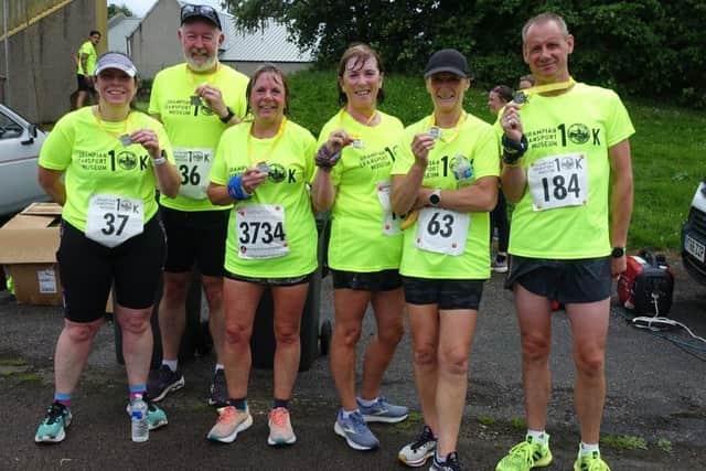 L-R Janella and Colin from Elgin with Pat, Julie, Alison and Ian from NRG (Newmachar Running Group)