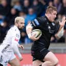 Warriors' Johnny Matthews on his way to his second try of five against Dragons.  (Photo by Craig Williamson / SNS Group)