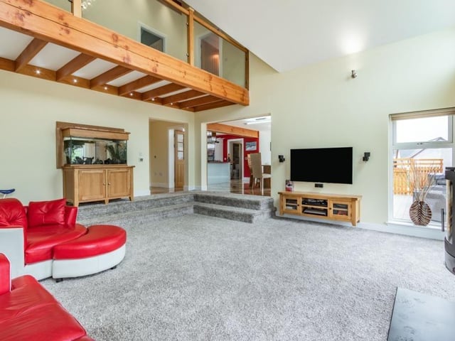 Sitting room.