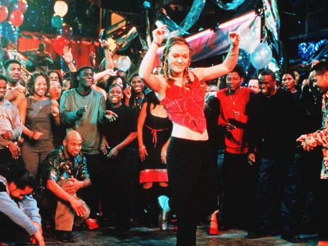 Julia Stiles (10 Things I Hate About You) stars in early 00's teen hit Save The Last Dance, which follows Sara (Stiles) who loses her love for dancing after a family trauma, until she meets Derek, who helps rebuild her confidence.