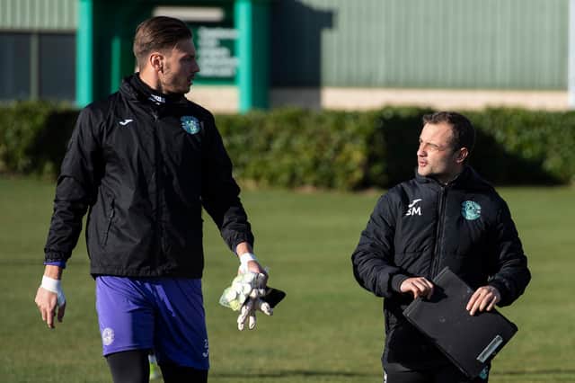 Hibs manager Shaun Maloney has to decide whether to stick with young goalkeeper Kevin Dabrowski or reinstate Matt Macey.