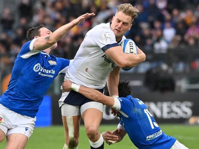 A bit flat after his England heroics. The one big chance he did have he took the wrong option, cutting inside when he should have passed to the supporting Price. It was another ‘what might have been’ moment for Scotland. 5