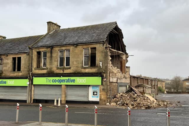 The gable end of the Denny Co-op building in Stirling Street fell down this afternoon in strong winds.