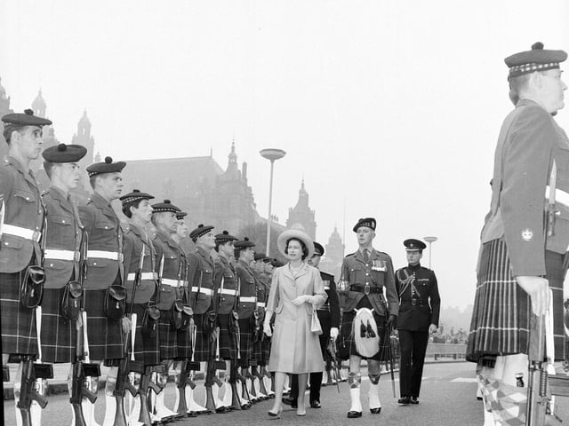 The Queen inspects 1st Battalion Glasgow Highlanders Guard of Honour in September 1964.