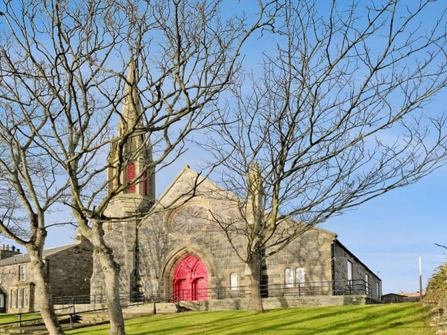 Church and hall located in the historic seaside town of Portsoy on the Moray coast. Built in 1844, the property is Category B Listed. Offers Over £60,000.