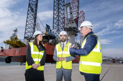Humza Yousaf and Cabinet Secretary for Net Zero and Just Transition, Mairi McAllan, during a recent visit to the Port of Aberdeen (Picture: Michal Wachucik/PA)