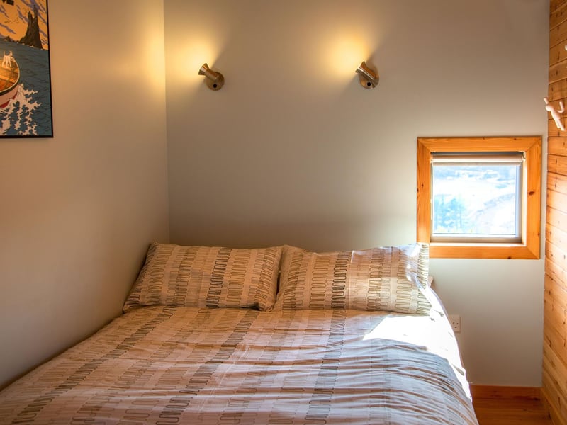 A comfortable double bed means you'll have a great night's sleep in the Batbox.