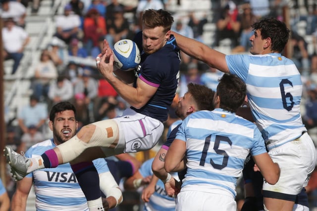 Luke Crosbie of Scotland and Juan Martin Gonzalez of Argentina jump for a high ball during a test match between Argentina and Scotland at Estadio 23 de Agosto on July 2, 2022 in Jujuy, Argentina. (Photo by Daniel Jayo/Getty Images)