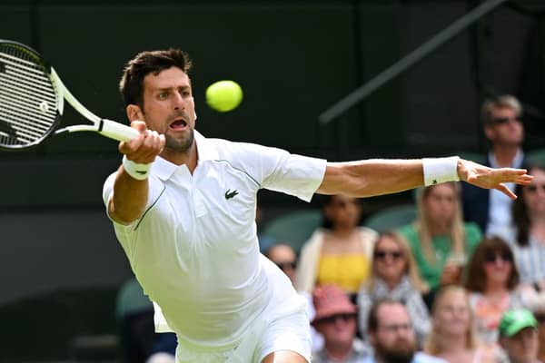 Thou shalt not pass me ... Djokovic at his elastic best.