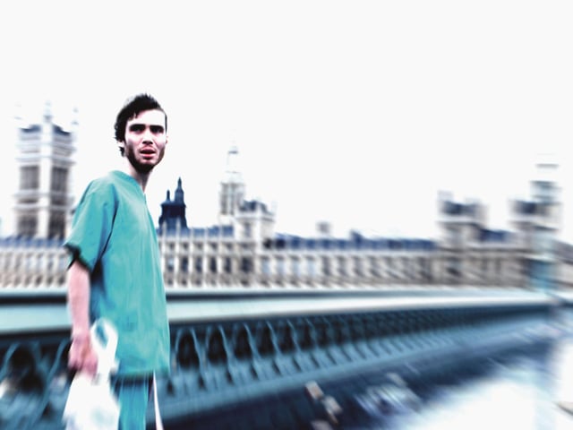 Danny Boyle's 28 Days Later has become a British horror classic over the past two decades. Its opening scene sees Cillian Murphy's character Jim wake from a coma while in hospital, before he begins to wonder around the London landscape. The empty streets and eerie atmosphere set up a perfect zombie horror hit.