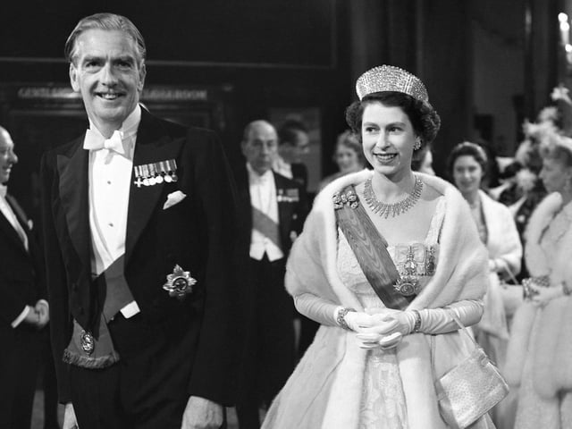 Robert Anthony Eden (1st Earl of Avon) was a conservative Party politician who later served as the British Prime Minister. However, he resigned from the role shortly after the 1956 Suez Crisis.