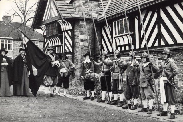 The English Civil War Society, John Bright's Regiment of Foote, at Bishop's House in 1981