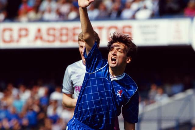Chelsea player Pat Nevin in action during a League Division One match between Chelsea and Sheffield Wednesday at Stamford Bridge on August 15, 1987 in London, England.  (Photo by Simon Bruty/ Allsport/Getty Images)