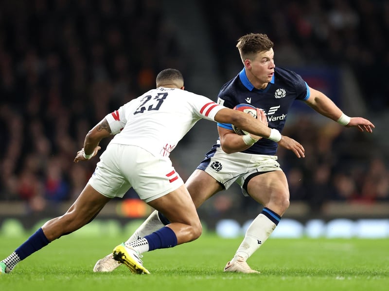 Loves a try against England. This was his fifth in five games, justifying his selection ahead of Chris Harris - 7.