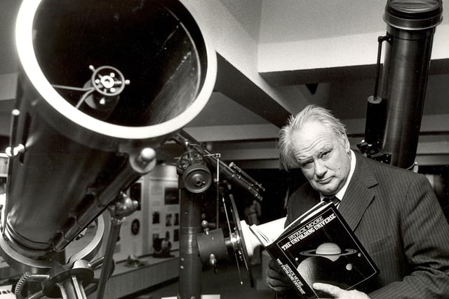 Patrick Moore launches his book 'The Unfolding Universe' to mark the 25th anniversary of his TV programme 'The Sky at Night' at the Royal Observatory, Blackford Hill, in May 1982