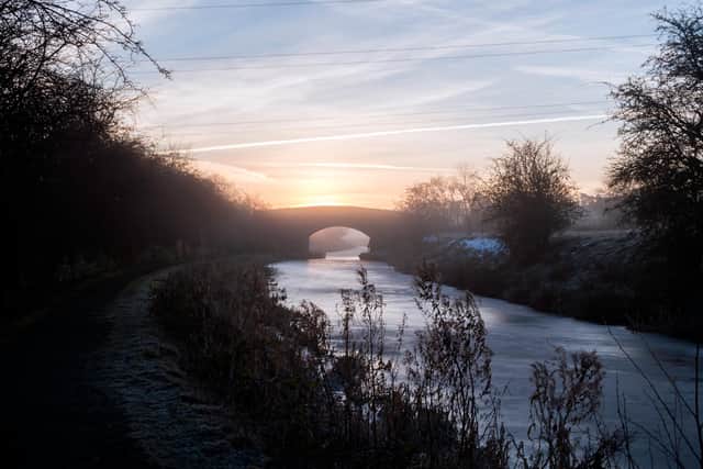 Although various parts of Scotland will be warm throughout the day this week, accompanied by bright sunshine, some areas will see low overnight temperatures with frost and mist (Photo: Shutterstock)