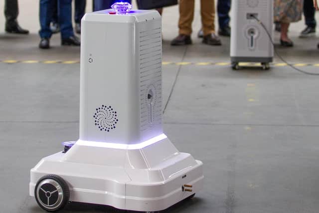 Innova Nanojet Technologies' products are based on ground-breaking technologies, capable of spraying trillions of supersonic and nanosized droplets to eliminate airborne contaminants and viruses.