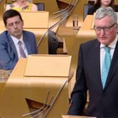 Chaidh Fearghas Ewing air a’ chasan son cùis an A9 na thogail.