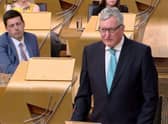 Chaidh Fearghas Ewing air a’ chasan son cùis an A9 na thogail.