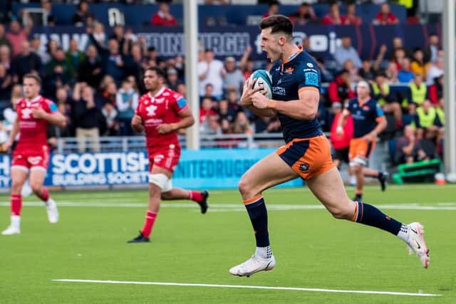 Blair Kinghorn impressed at stand-off for Edinburgh in the opening game of the season against Scarlets, scoring a fine try. (Photo by Ross Parker / SNS Group)