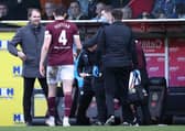 Hearts' John Souttar went off injured with an ankle injury.  (Photo by Alan Harvey / SNS Group)