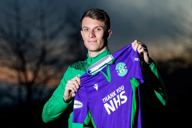 Matt Macey has joined Hibs until the end of the season