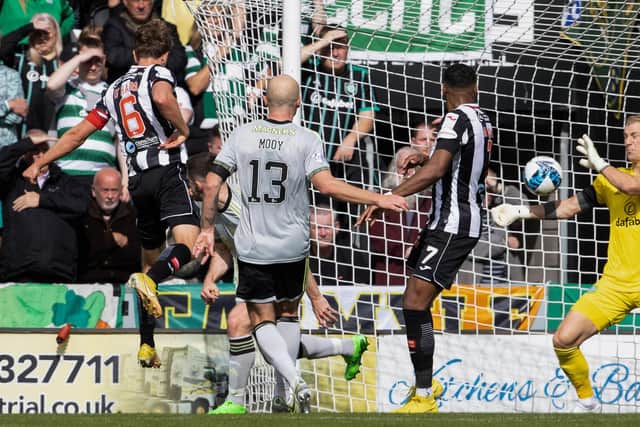 St Mirren's Mark O'Hara  powers in the opener as Celtic defence left all at sea for one of several occasions in a famous 2-0 triumph for the Paisley club.  (Photo by Alan Harvey / SNS Group)