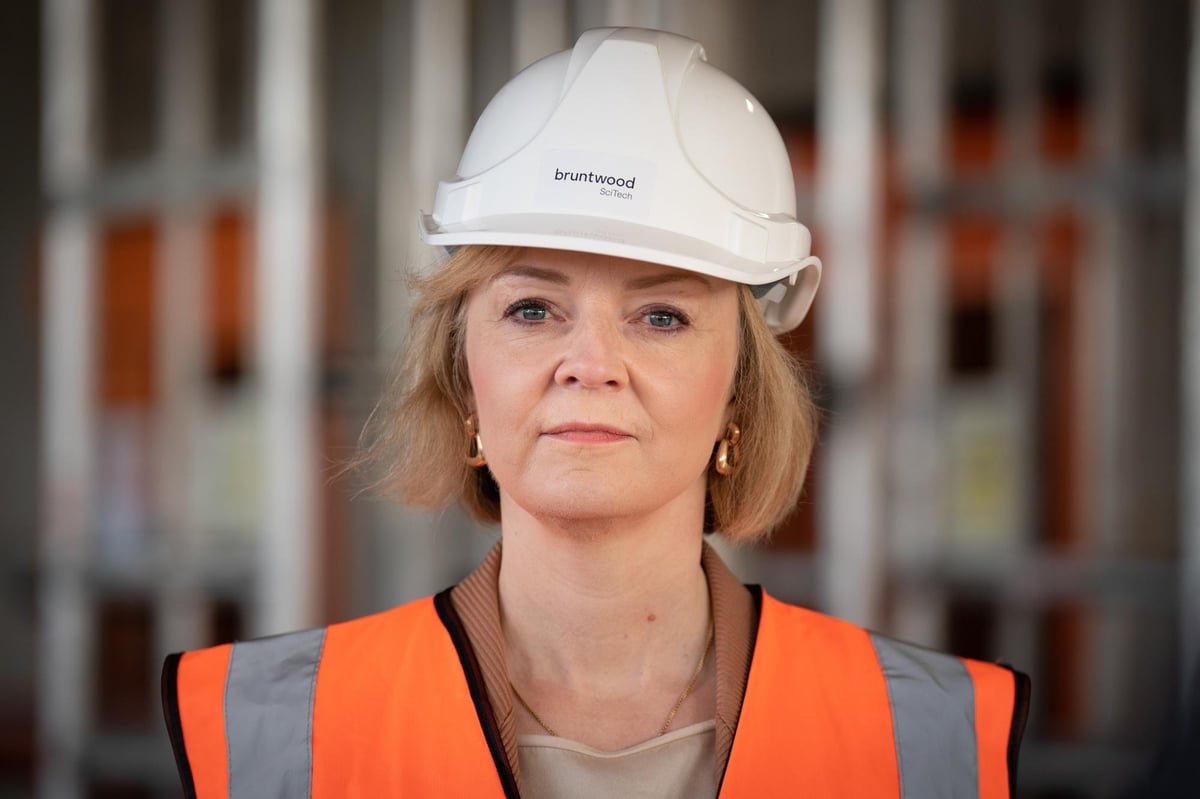 Liz Truss faces dangerous Cabinet split as she refuses to rule out benefits cut